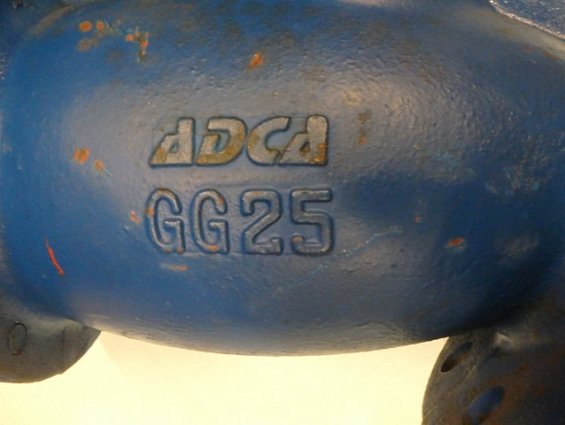 Фильтр IS16F-80 DN80 PN16 чугунный GG 25сетчатый фланцевый со сливной пробкой