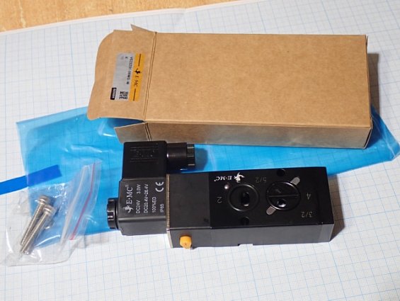 Распределитель E.MC V523231-08MG NC DC24V 100%ED IP65