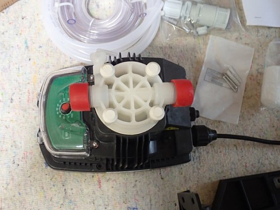 Аналоговый насос дозирования Mytho HL50NHP00N0 20-54л/ч 0.1-5бар PVDF-T/FPM 40W 100-240V 50/60Hz IP6