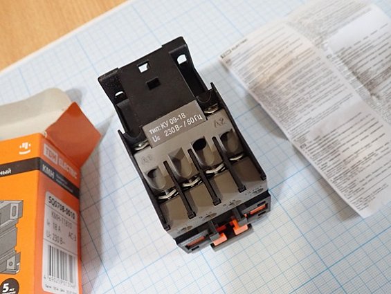 Контактор TDM КМН-11810 18А 230В АС-3 1НО SQ0708-0010