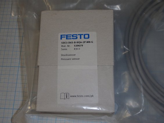 Датчик давления FESTO SDE3-D6S-B-HQ4-2P-M8-G Mat.-Nr.: 539679 в комплекте кабель NEBU-M8G4-K-2.5-LE4