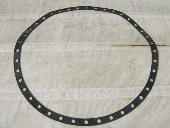 Прокладка кольцо выпарного аппарата диаметр межцентровый Ф1650мм толщина 8мм