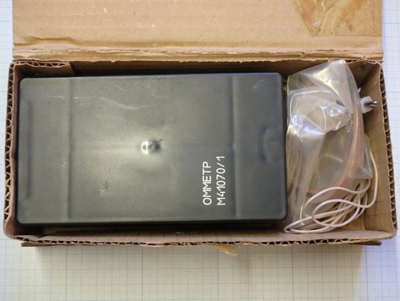 Омметр стрелочный переносной М41070/1 М41070-1 для измерения электрического сопротивления 0-30МОм