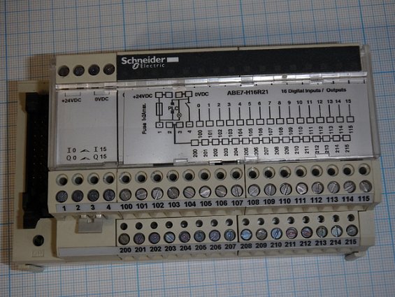 База schneider electric Modicon ABE7-H16R21 ABE7H16R21 made in France новый без заводской упаковки