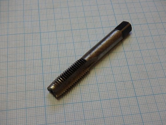 Метчик М10х1,25 с хранения