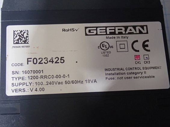 Контроллер GEFRAN 1200-RRC0-00-0-1 F023425 БЫВШИЙ В УПОТРЕБЛЕНИИ ТЕХНИЧЕСКИ ИСПРАВЕН