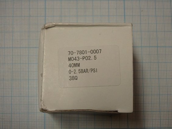 Манометр осевой СAMOZZI 0-2.5атм m043-P02.5 присоединение G1/8 диаметр Ф40мм 0-2.5BAR/PSI38Q IP42