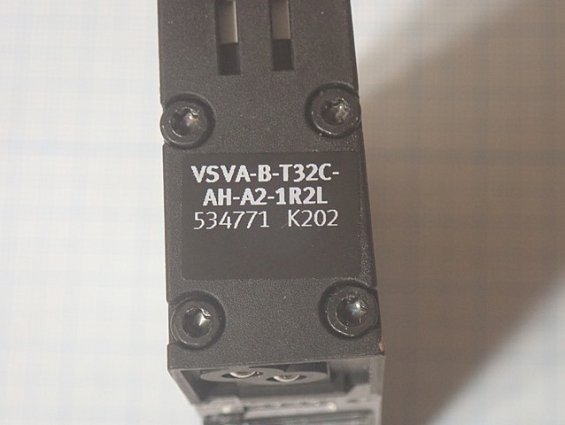 Пневмораспределитель FESTO VSVA-B-T32C-AH-A2-1R2L 534771 K202