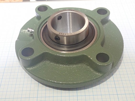 Подшипник ZWZ UCFC209