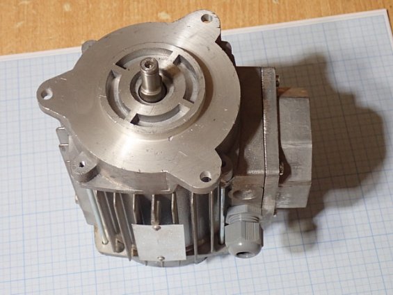 Электродвигатель MMOTORS JSC-ETROPOLE MA63B-6 380-400/220-230V 50Hz 0.12kW 980r.p.m. 0.8/1.4A IP54 4
