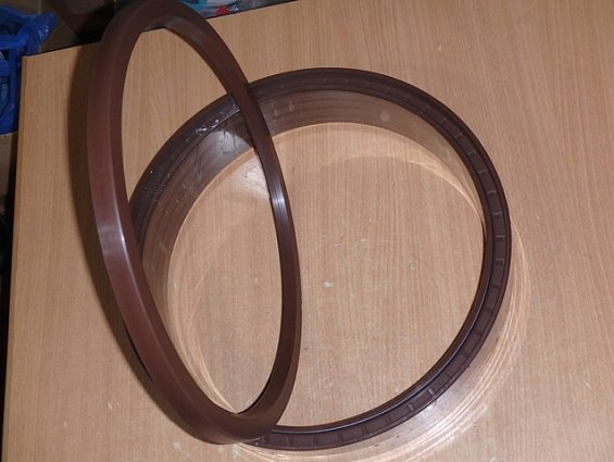 Манжета Oil Seal SC-360х404-20 SC-360х404х20 Fkm фторкаучук h=20мм