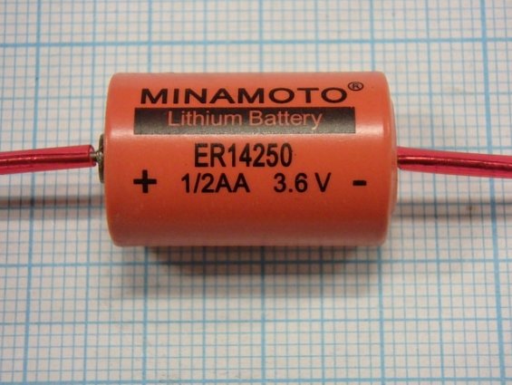 Элемент питания литиевый для установки на плату ER14250/W -3,6V 1/2AA axial wires Minamoto