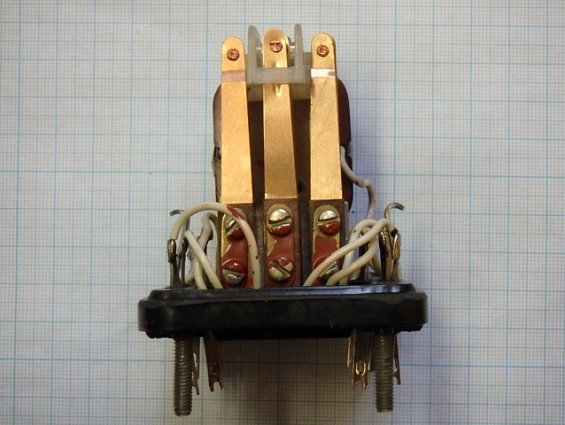 Реле промежуточное РПУ-2 51202 У3Б -12В IP40 2/2 2НО 2НЗ ГОСТ17523-79 два нормально открытых разомкн