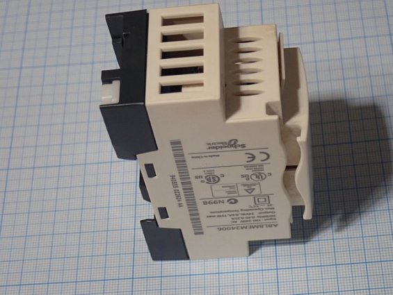 Блок питания Telemecanique ABL 8MEM24006 100-240VAC 24VDC 0.6A