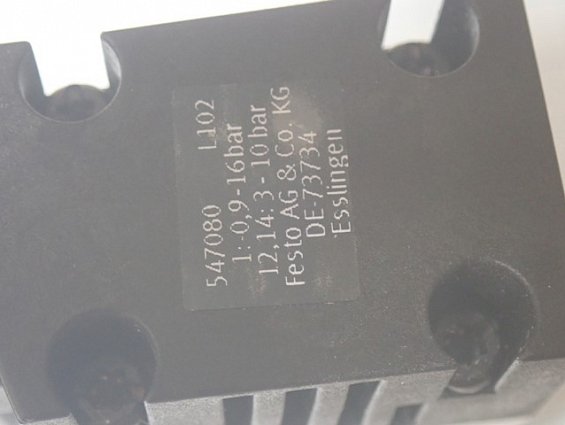 Пневмораспределитель FESTO VSVA-B-M52-MZH-A1-1C1 547080 24vdc 1.8W 546256 746809