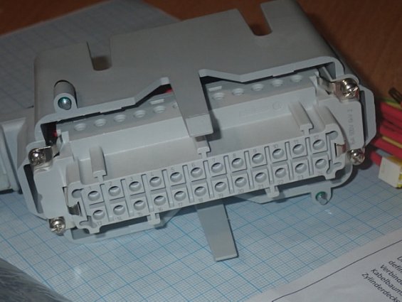 Комплект кабелей штекер+РАЗЪЕМ 1115487 пароувлажнителя Defensor MK5 24-30кг/ч паропроизводительность