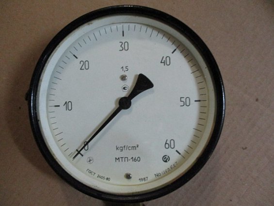 Манометр МТП-160 0-60кгс/см2 ГОСТ2405-80 1985г.в 1987г.в класс точности 1.5 диаметр Ф160мм