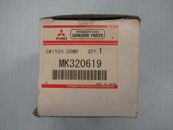 Переключатель FUSO MK320619 GP SWITCH 10069797 подрулевой правый света фар и указателей поворотов