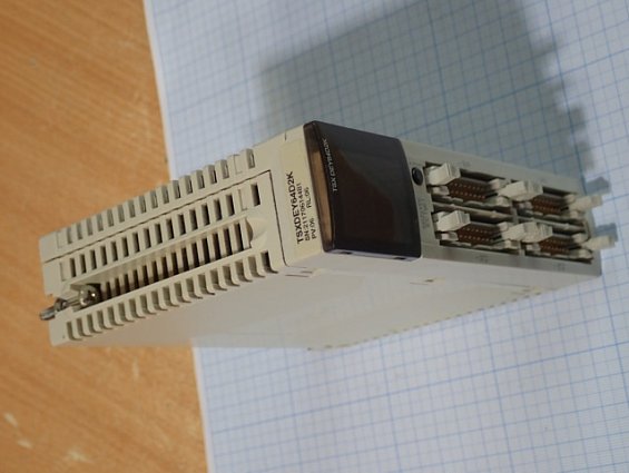 Контроллер Schneider Electric TSXDEY64D2K Made in France БЫВШИЙ В УПОТРЕБЛЕНИИ ТЕХНИЧЕСКИ ИСПРАВЕН