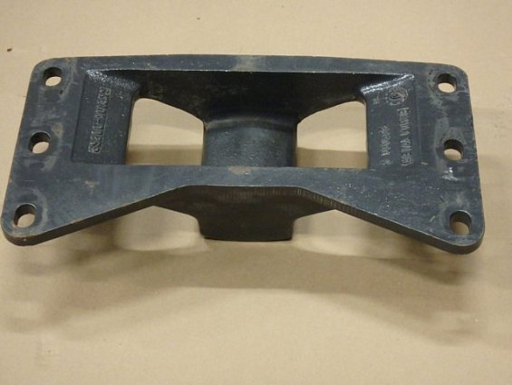 Опора седла седельного тягача JOST sk2104-002sp H=150mm лапы 4200021100 et-r0012298 daf xf105