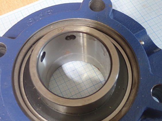 Подшипник SKF UCFC214