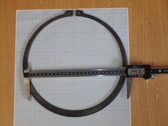 Кольцо EVOLUTION 50002089 circlips exterieur Ф260х5 внешнее стопорное первого подшипника