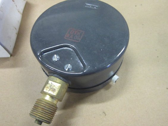 Манометр МП3-У 0-60kgf/cm2 кл.т.1.0 диаметр корпуса Ф100мм IP40 М20х1.5 РШ У2