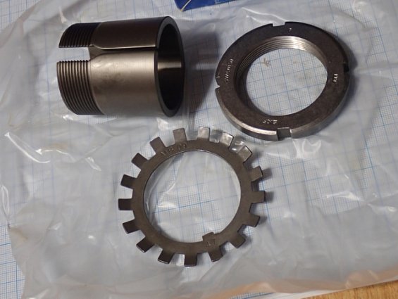 Втулка SKF H2309 11-MADE IN SWEDEN