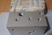 Монтажная плита гидраспределителя pmc-hydraulics 401-38-961 19CG665-Drawing зерновой сеялки Vadersta