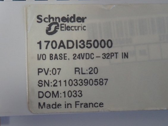 Модуль Schneider Electric 170ADI35000+171CCC96030+172PNN21022