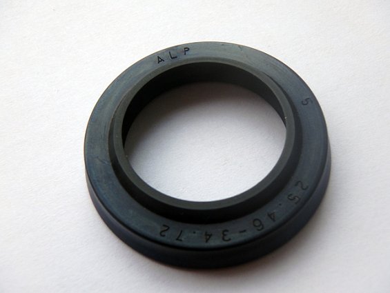Грязесъемник пыльник двойной alp a208-025/2 25.46х34.72х5.15х6.73 nbr double wiper для штоков