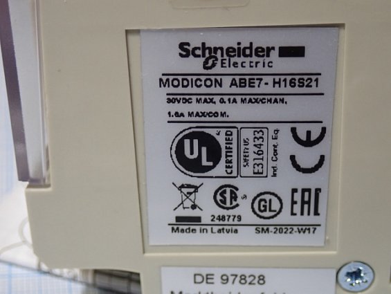 Модуль Schneider Electric ABE7-H16S21 Made in Latvia без оригинальной упаковки