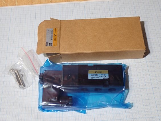 Распределитель E.MC V523231-08MG NC DC24V 100%ED IP65