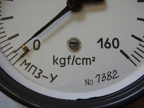 Манометр МП3-У 0-160kgf/cm2 кл.т.1.5 диаметр корпуса Ф100мм IP40 М20х1.5 РШ У2