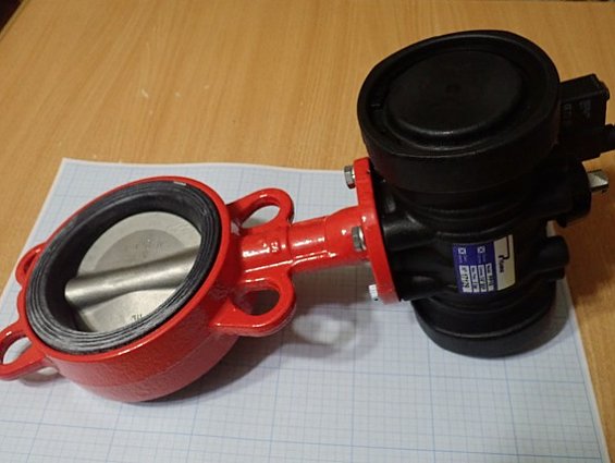 Затвор DN100 ЗПТЛ-FLNW-5-100-MN-НТ+пневмопривод Prisma-PP10+пневмораспределитель