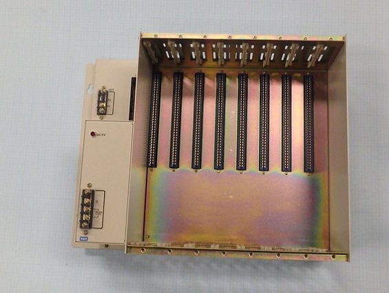 Блок расширитель TOYODA контроллера TOYOPUC-L I/0 RACK CODE.NO.4158 SOURCE 100/115V 50/60Hz