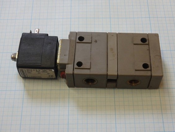 Пневмораспределитель BURKERT БЮРКЕРТ 134615Q 5413-G-06,0-NBR-PA G1/4 4/2 -ходовой 24VDC 2W DN6 Ду6