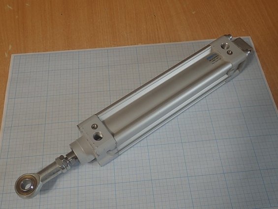 Пневмоцилиндр FESTO DNT-40-160-PPV-A 530666 S937 новая марка аналог 1376662-1