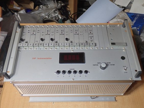 Прибор FGP Instrumentation RM-6U6V №115 220V 50Hz force acceleration pression