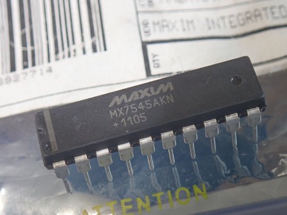Микросхема MAXIM MX7545AKN+