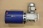 Лубрикатор насос бывший в употреблении Lincoln p215-m100-10xYbU-9k7-380-420