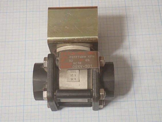 Кран шаровый MECA-INOX PSTFTGVA KPN DN32 PN65 XC18 09XV-501 муфтовый вес-1.84кг габаритный размер 16