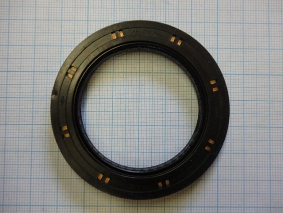 Сальник коробки передач 8-97257296-0 задний двигателя 4JB1 AH2658F NOK
