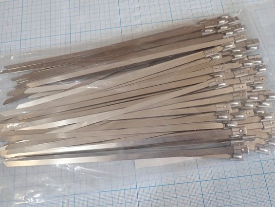 Хомут EKF AISI304 4,6х200mm plc-fl-tss-304-4.6х200 100шт Хомут EKF AISI304 4,6х200mm plc-fl-tss-304-4.6х200 100шт