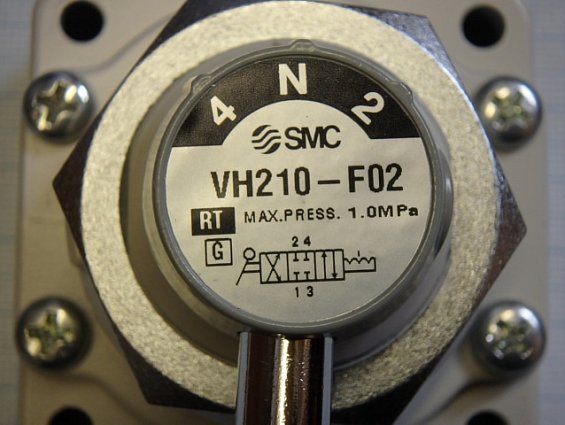 Пневмораспределитель с ручным управлением smc vh210-f02 evha03 G1/4