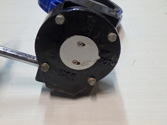 Затвор UNIVAL VF700RIE DN200 JL1040 CF8M EPDM +110C 16BAR РЕДУКТОР+ШТУРВАЛ